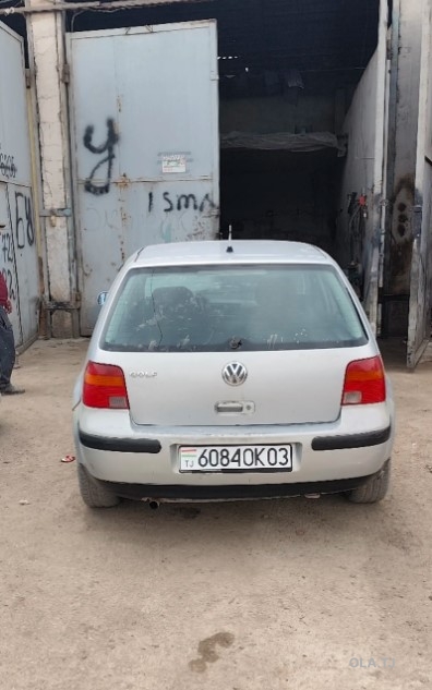 Volkswagen Golf,  1999