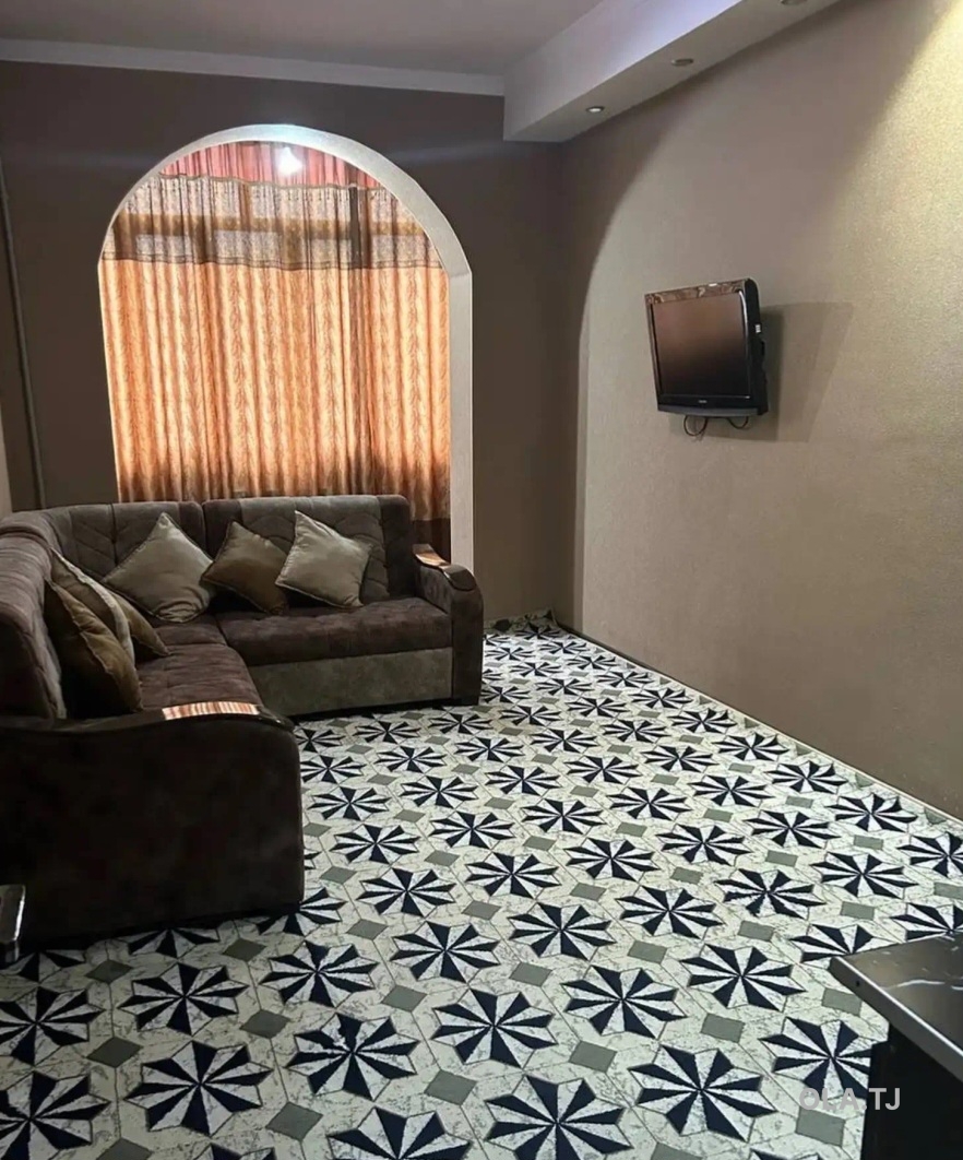 2 комнатная квартира, 8 этаж, 80 м²