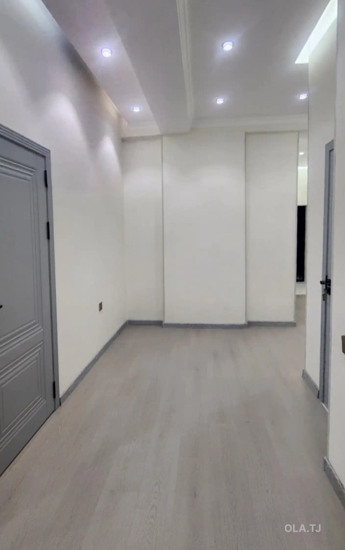 3 комнатная квартира, 6 этаж, 90 м²