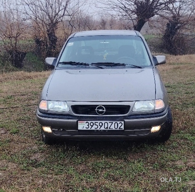 Opel Astra F,  1992