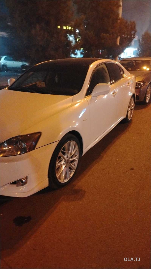 Lexus IS,  2008
