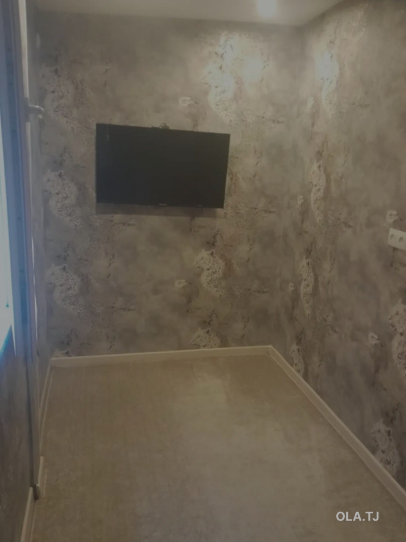 3 комнатная квартира, 1 этаж, 65 м²
