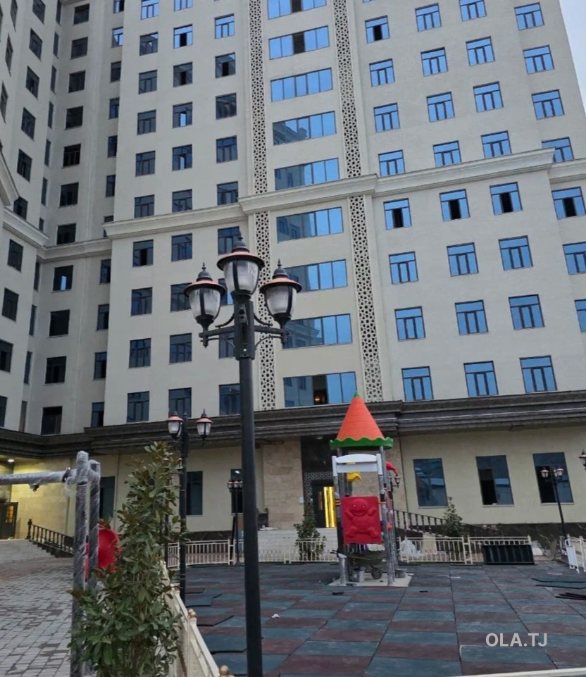 6 комнатная квартира, 8 этаж, 301 м²