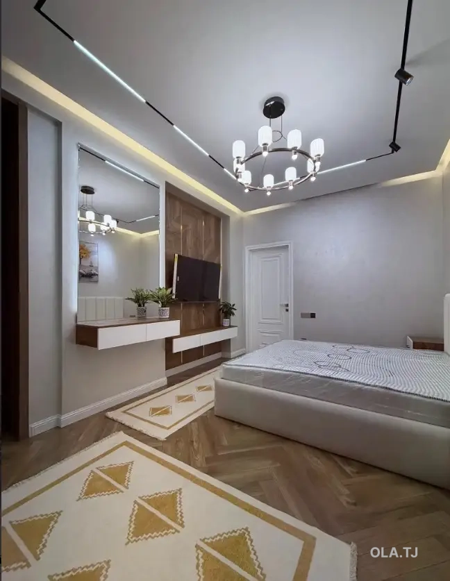 2 комнатная квартира,  этаж,