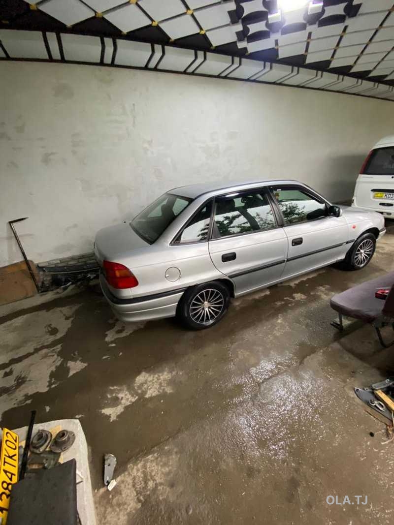 Opel Astra F,  1997