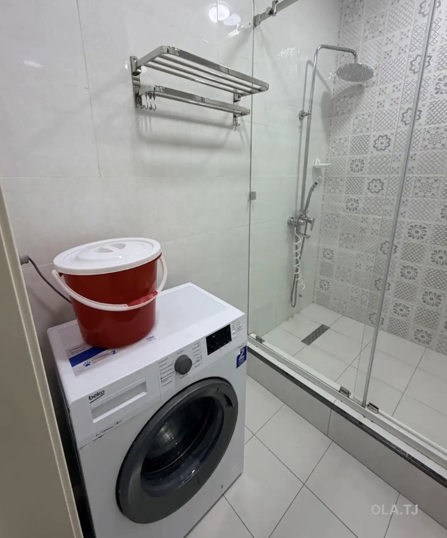 3 комнатная квартира, 10 этаж, 105 м²