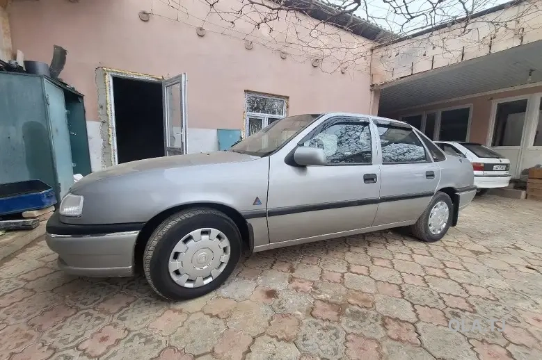 Opel Vectra A,  1994