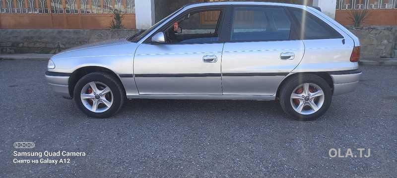 Opel Astra F,  1995