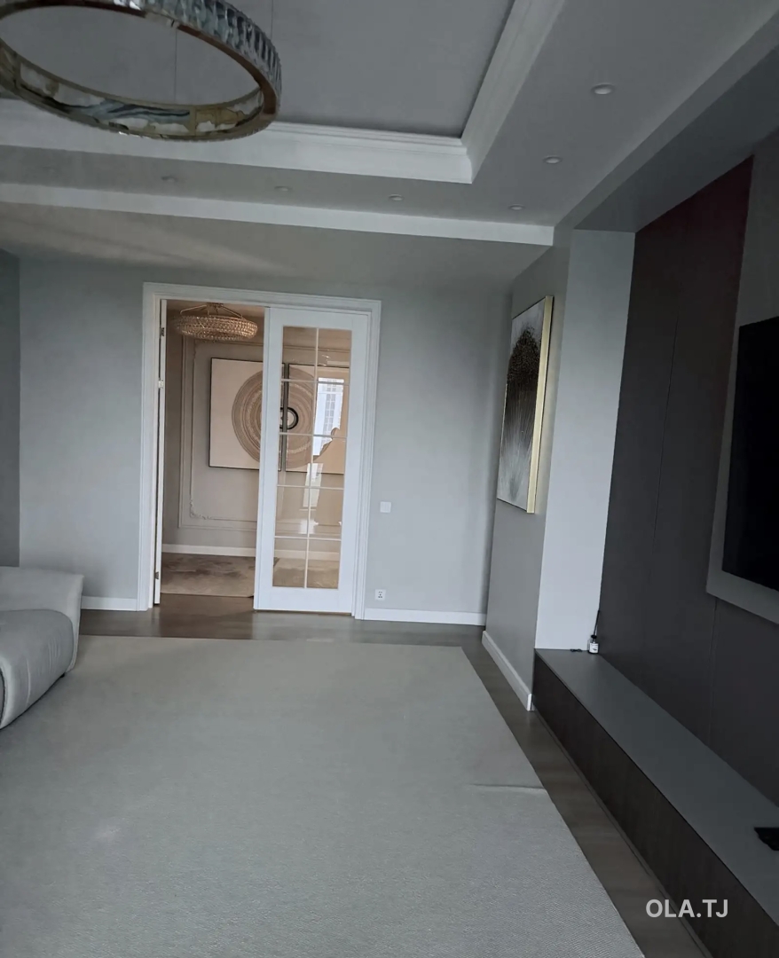 3 комнатная квартира, 12 этаж, 145 м²