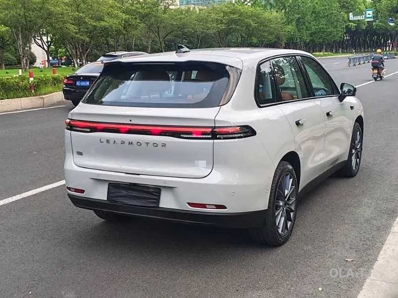 Leapmotor C10,  2026
