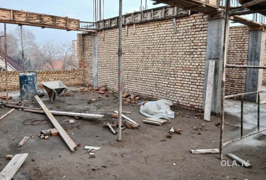 1 комнатная квартира,  этаж,