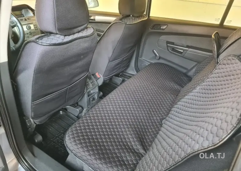 Opel Zafira,  2006