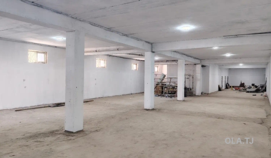 Офис в аренду, В бизнес-центре, 300 м²