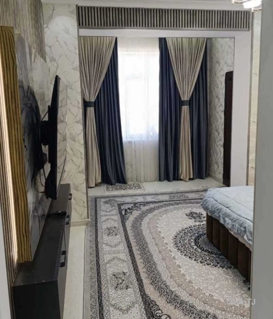 2 комнатная квартира, 8 этаж, 80 м²