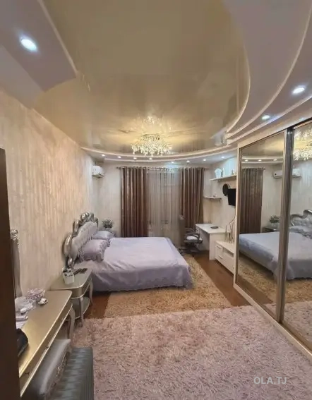 6 комнатная квартира, 1 этаж, 300 м²