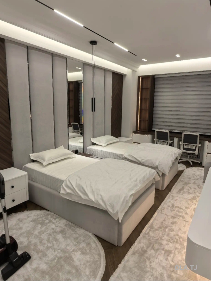 3 комнатная квартира, 3 этаж, 123 м²