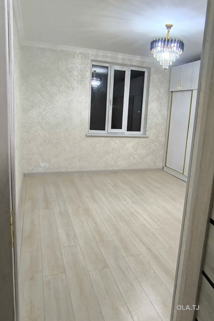 3 комнатная квартира, 2 этаж, 1 м²