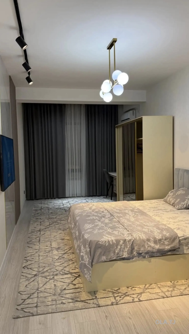3 комнатная квартира, 6 этаж, 117 м²