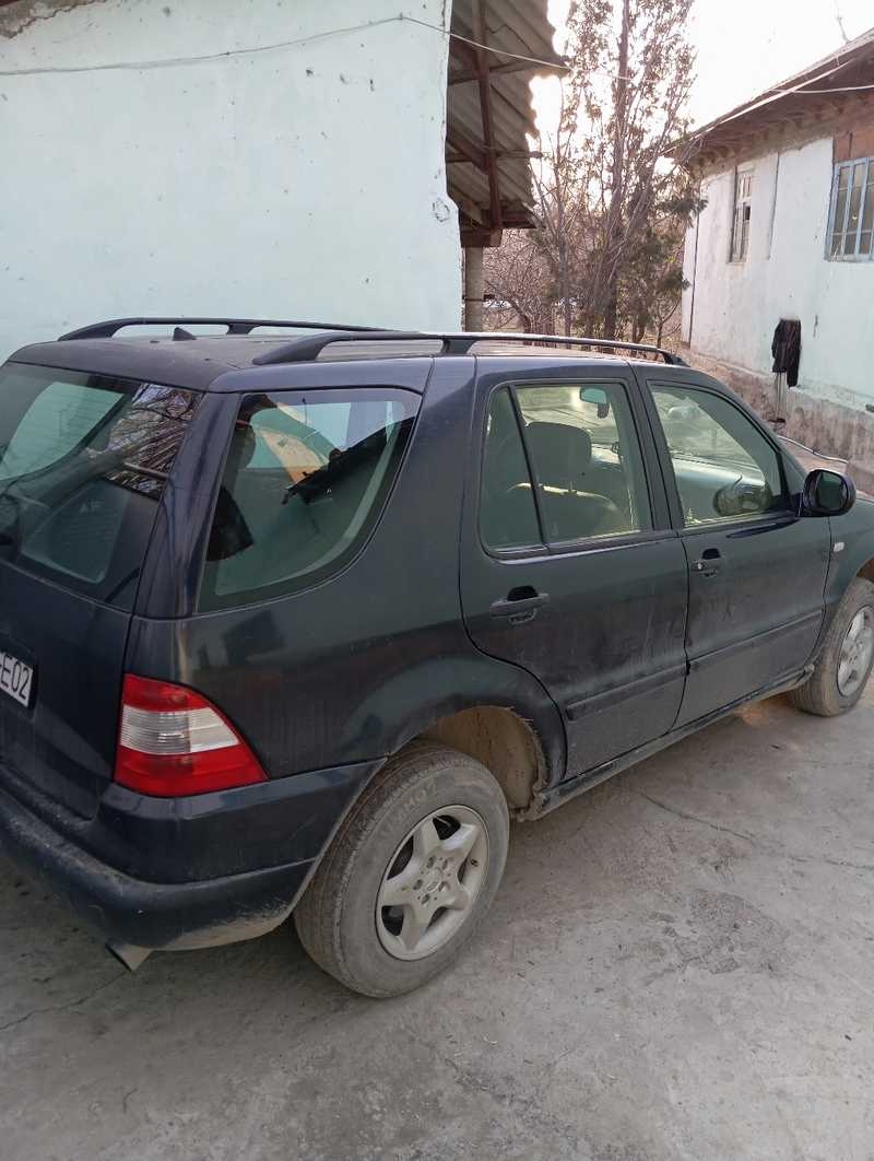 Mercedes-Benz M-Класс,  2001