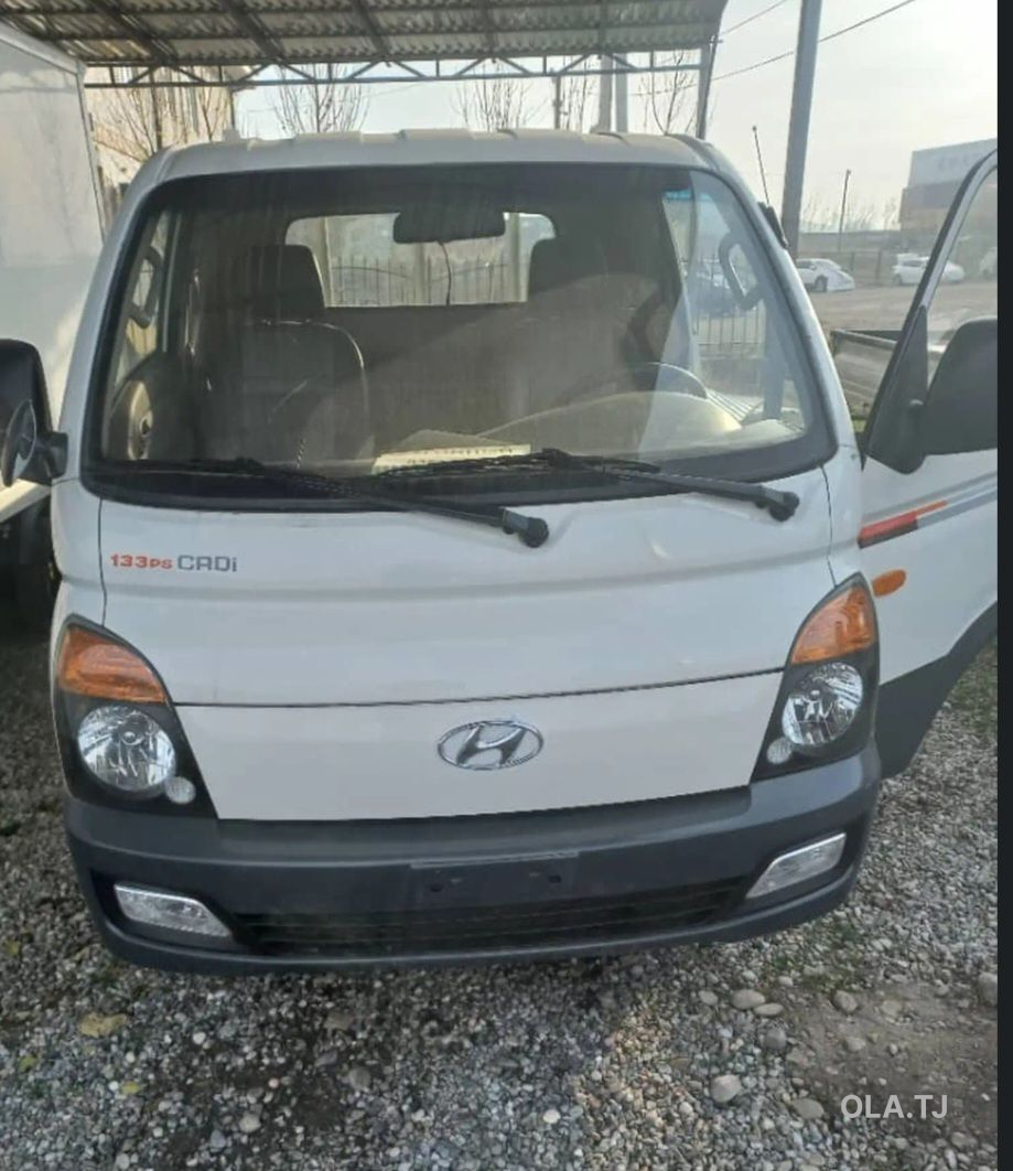 Бортовой автомобиль Hyundai Porter 2,2016