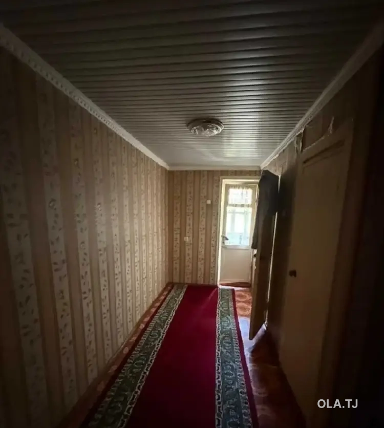 4 комнатная квартира, 2 этаж, 65 м²