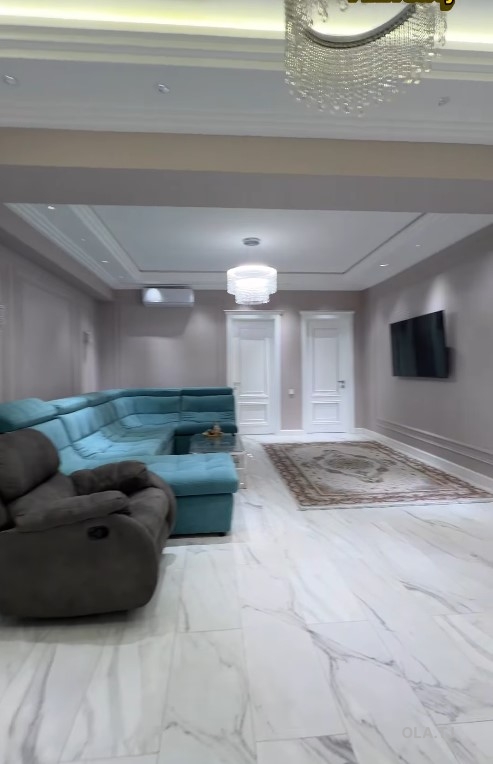 4 комнатная квартира, 8, 132 м²