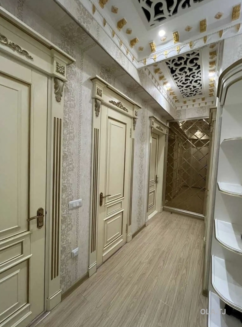 3 комнатная квартира, 6 этаж, 105 м²