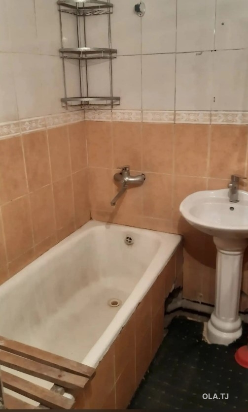 3 комнатная квартира, 3 этаж, 70 м²