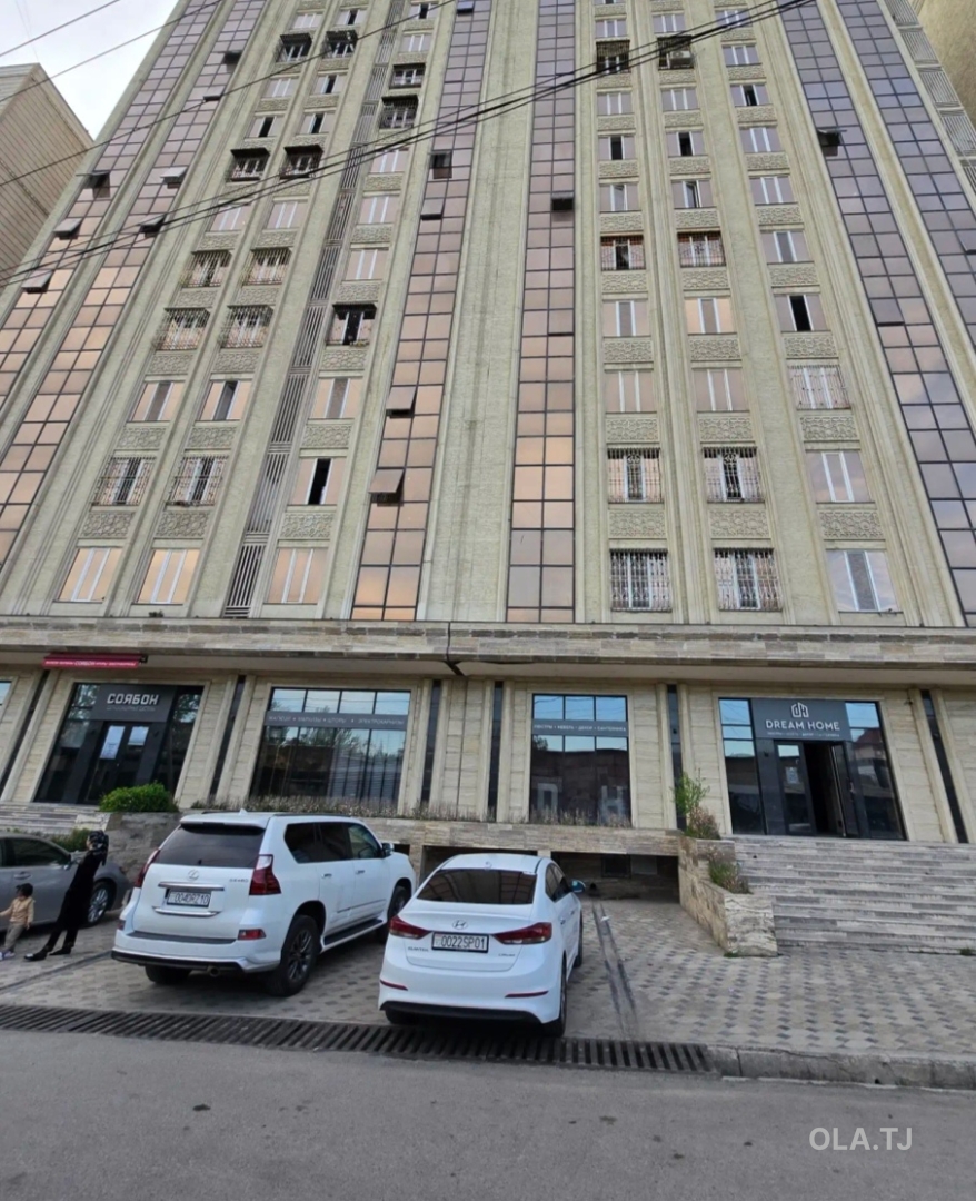 Помещение под свободное назначение, 410м², Сино, центр Исмаилии, напротив Кохи Борбад