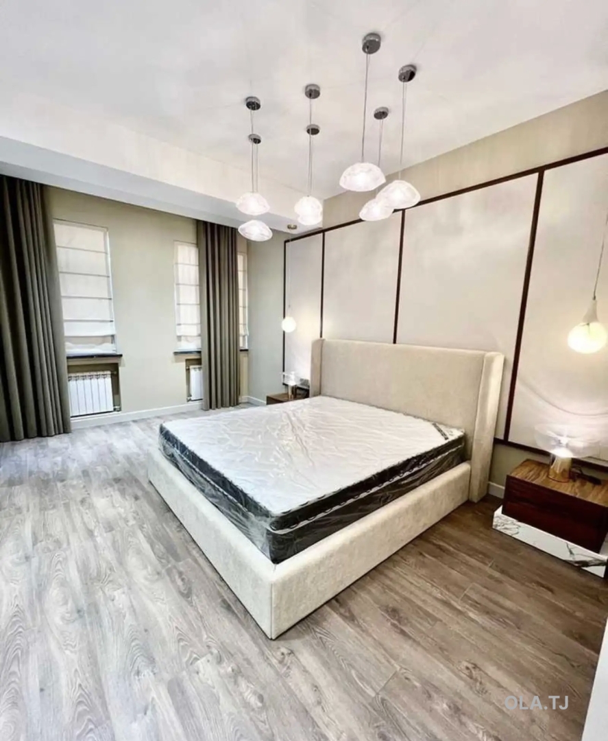 3 комнатная квартира, 6 этаж, 150 м²