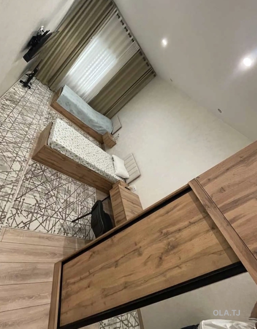 3 комнатная квартира, 4 этаж,
