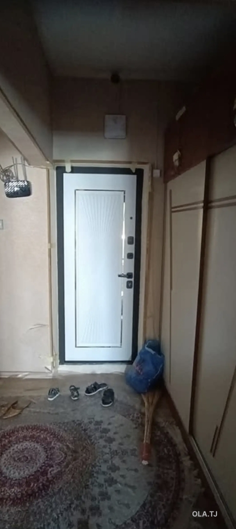 3 комнатная квартира, 8 этаж, 38 м²