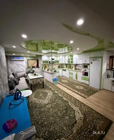6 комнатная квартира, 1 этаж, 300 м²