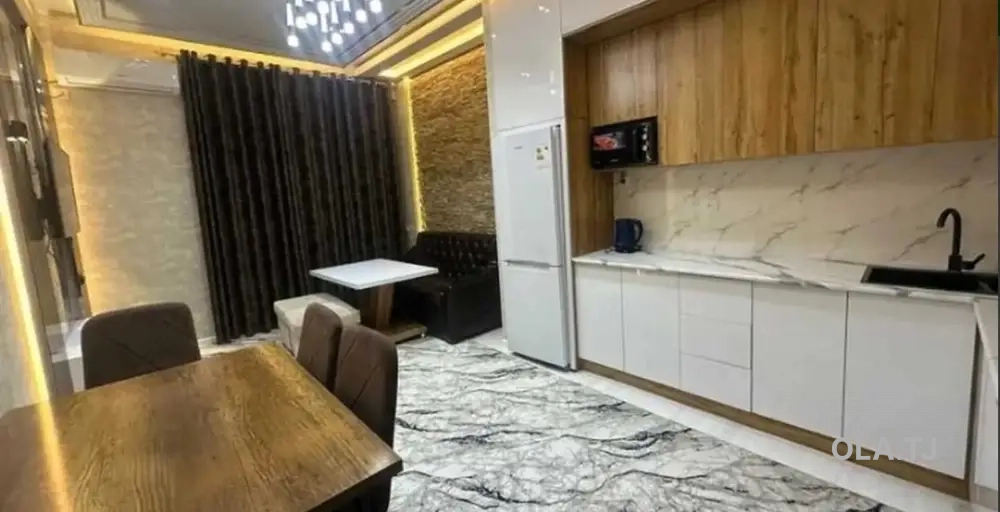 3 комнатная квартира, 3 этаж, 120 м²