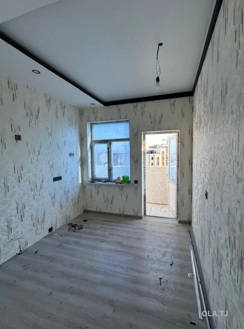 2 комнатная квартира,  этаж,