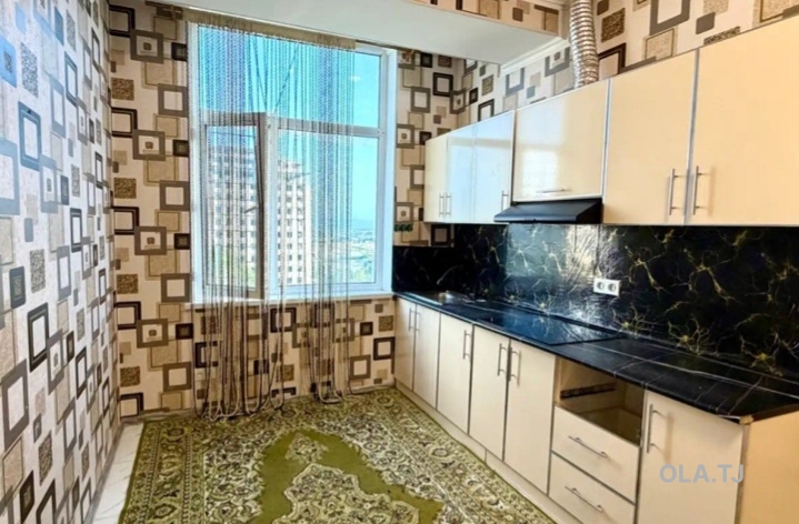 1 комнатная квартира, Цокольный этаж, 38 м²