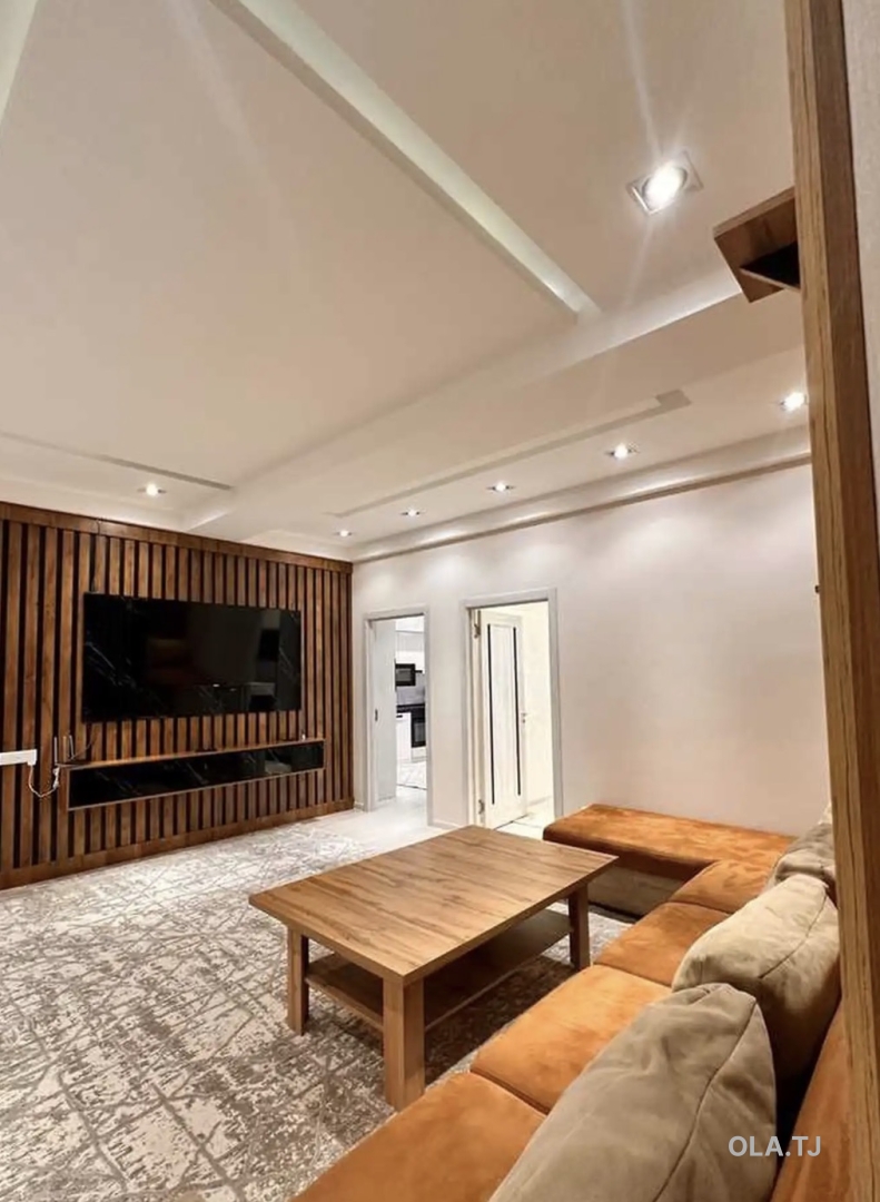 3 комнатная квартира, 14 этаж, 150 м²