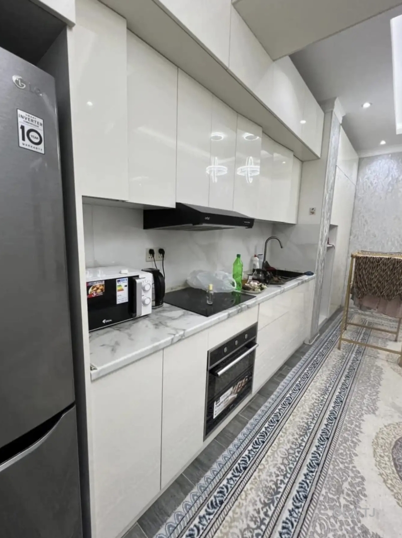 2 комнатная квартира, 16 этаж, 69 м²