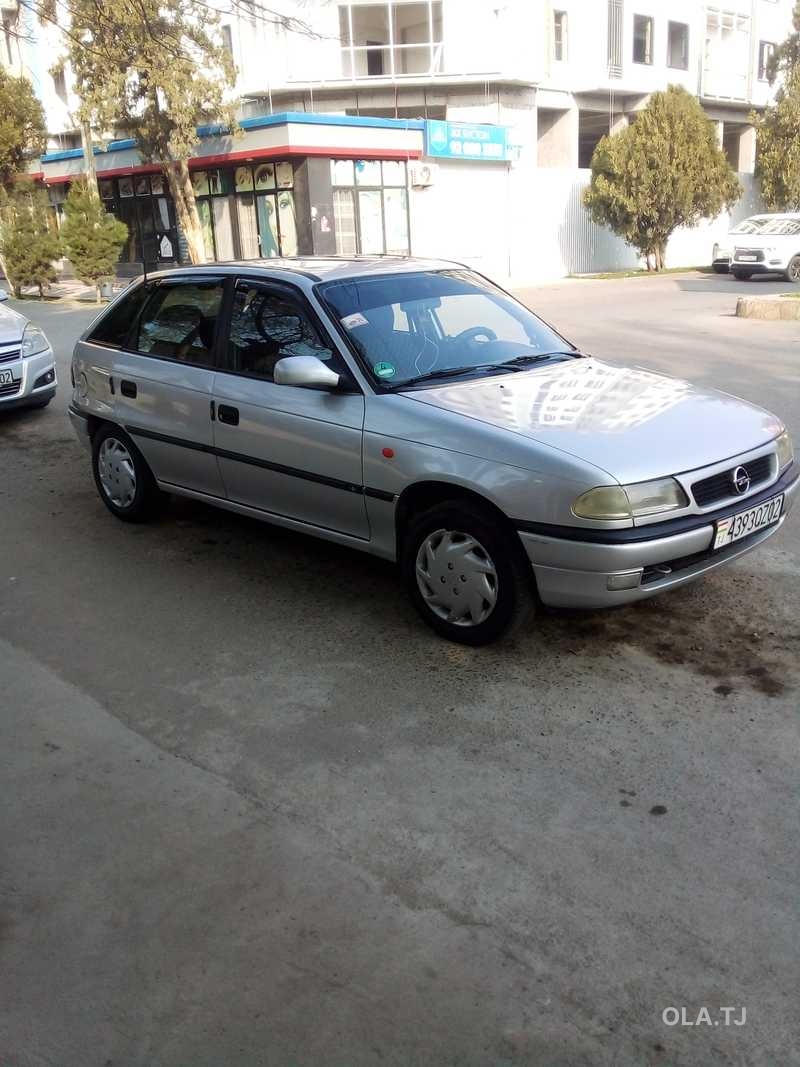 Opel Astra F,  1992