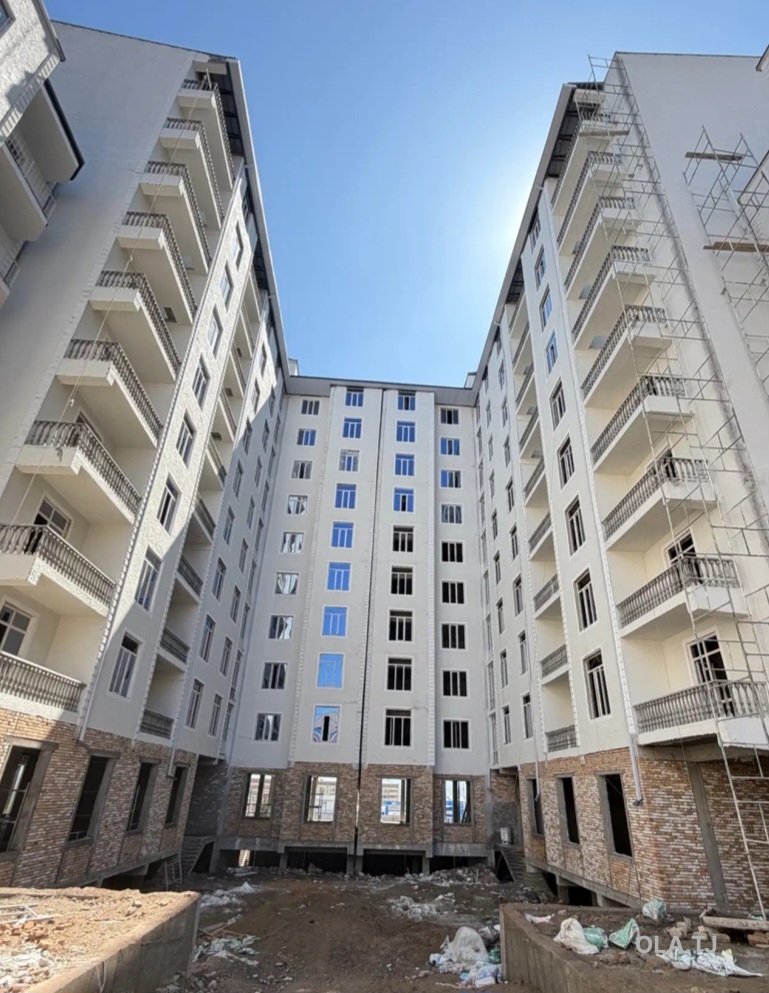 4 комнатная квартира, 7, 144 м²