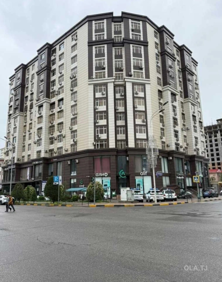 3 комнатная квартира, 11 этаж, 196 м²