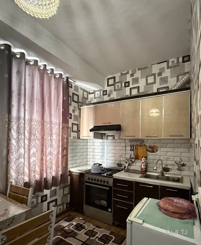 3 комнатная квартира, 9 этаж, 70 м²