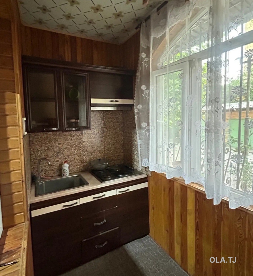 Комната в 4 комнатной квартире, 1/,