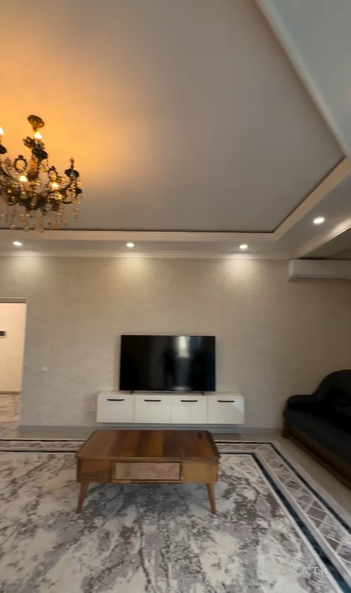 2 комнатная квартира, 9 этаж, 83 м²