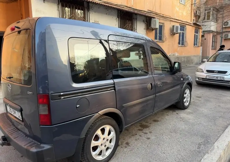 Opel Combo,  2006