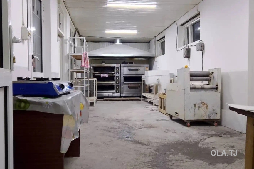 Офис в аренду, В бизнес-центре, 75 м²
