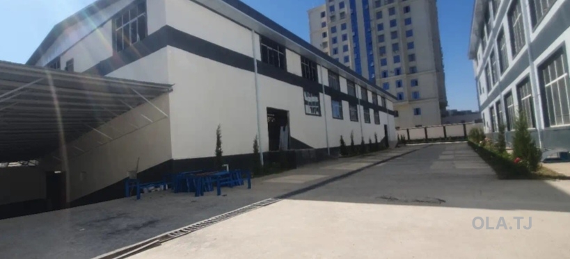 Склад на продажу, 2600 м²