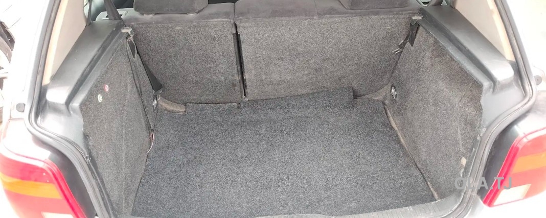 Volkswagen Golf,  1999