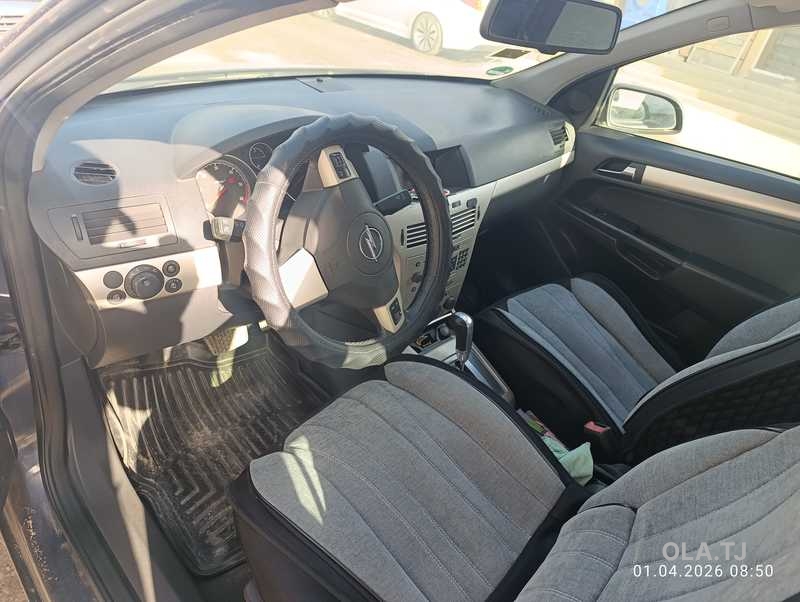 Opel Astra H,  2006