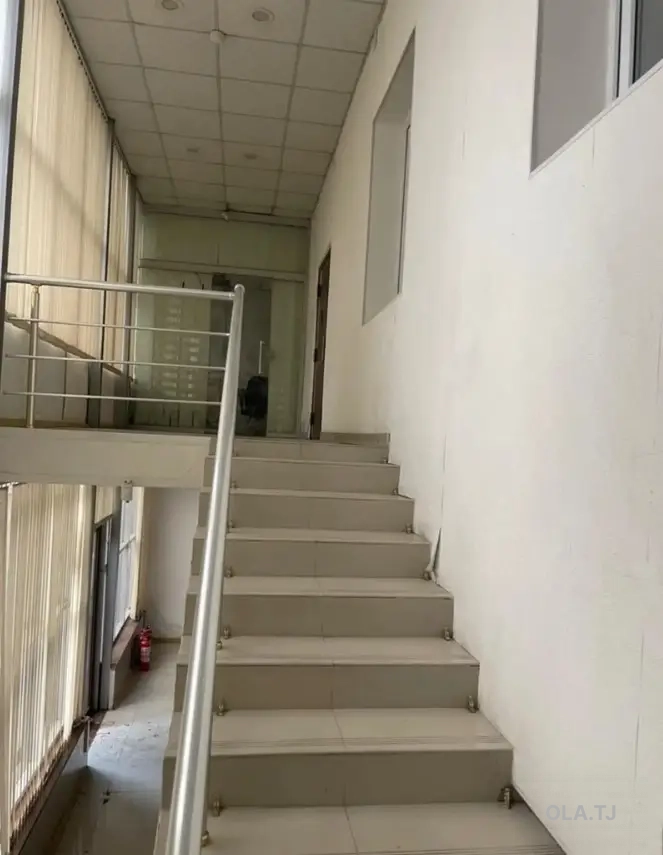 Офис на продажу, Отдельно стоящее здание, 370 м²